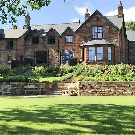 別荘 5 Tarn End Luxurious With View To Talkin Tarn, Near Hadrians & The District *
