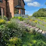 5 Tarn End Luxurious With View To Talkin Tarn, Near Hadrians & The District Casa de Férias Brampton (Cumbria)